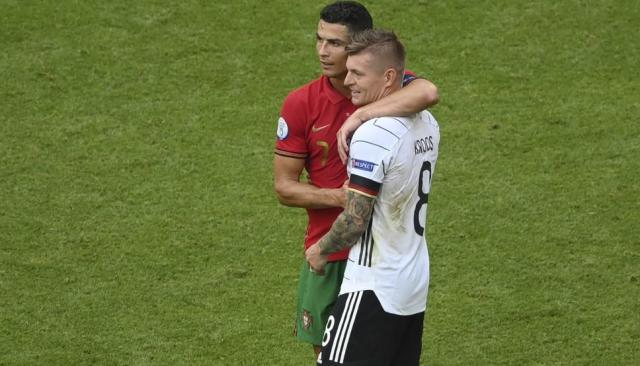 49图库官网首页-克罗斯透露与C罗对话内容：我希望葡萄牙出线